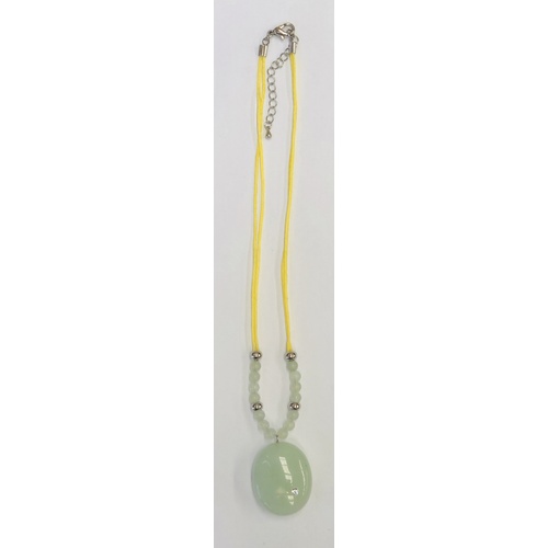 Pebble Necklace NEW JADE with Diamante