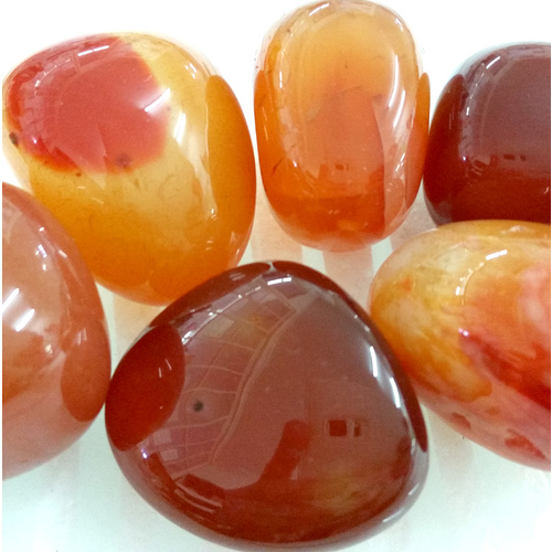 Silverstone Tumbled Stones CARNELIAN 100g with Explanation Card